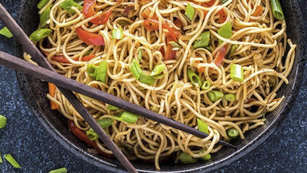 Veg Hakka Noodles